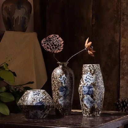 Elevate Your Space with Our Elegant Simple Ceramic Vase - Perfect for Water Nourishing